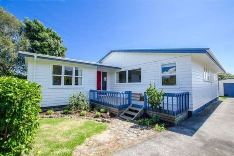 Photo of property in 65 Ngaio Road, Waikanae, 5036
