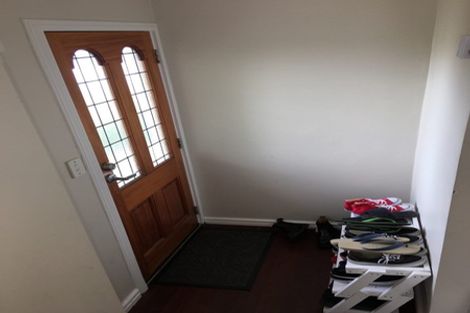 Photo of property in 15 Van Dyke Place, West Harbour, Auckland, 0618