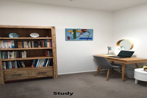 Photo of property in 53 Saddleback Grove, Karori, Wellington, 6012