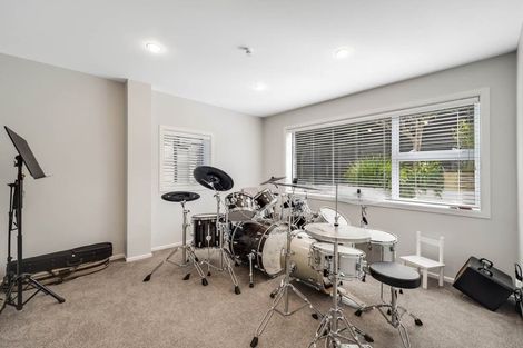 Photo of property in 12 Fordyce Avenue, Sunnyhills, Auckland, 2010