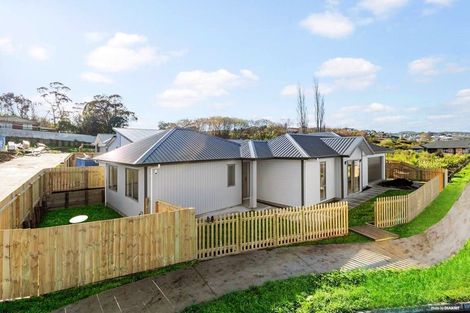 Photo of property in 1 Creswell Lane, Papakura, 2110