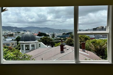 Photo of property in 327 Adelaide Road, Newtown, Wellington, 6021