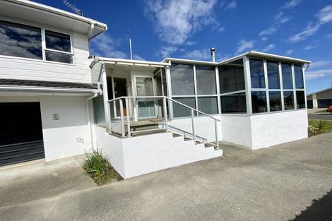 Photo of property in 32 Kildare Drive, Waikiwi, Invercargill, 9810