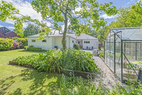 Photo of property in 30 Oakden Drive, Darfield, 7510