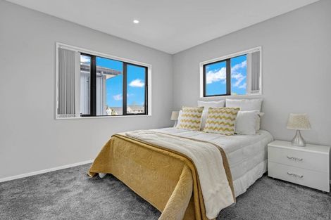 Photo of property in 12 Sheralee Place, Bucklands Beach, Auckland, 2014