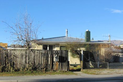 Photo of property in 198 Warren Street, Wanaka, 9305