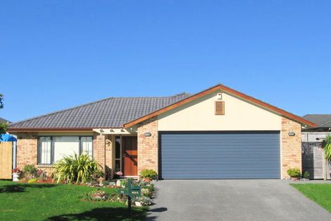 Photo of property in 70 Hillwell Drive, Henderson, Auckland, 0612