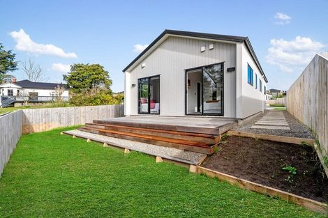 Photo of property in 35 Rongomai Street, Helensville, 0800