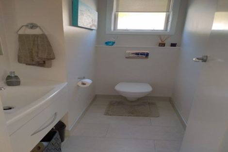 Photo of property in 30 Manor Drive, Stokes Valley, Lower Hutt, 5019