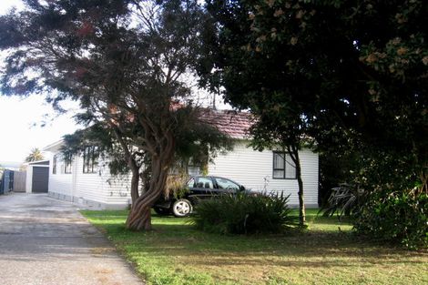 Photo of property in 61 Riverside Drive, Waiwhetu, Lower Hutt, 5010