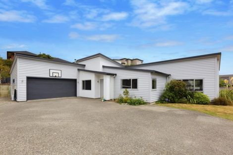 Photo of property in 144 Navigation Drive, Whitby, Porirua, 5024