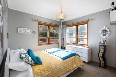 Photo of property in 15 Willowbank Road, Tawa, Wellington, 5028