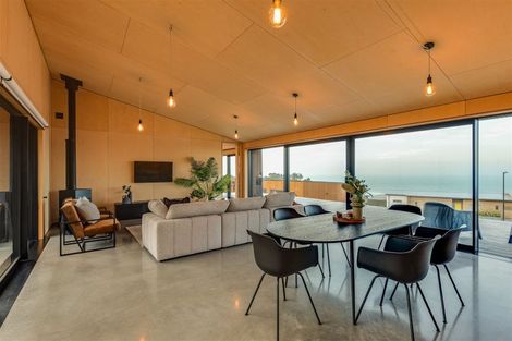 Photo of property in 5 Sowerby Place, Richmond Hill, Christchurch, 8081