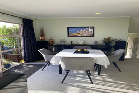 Photo of property in 2/71 Balmain Road, Birkenhead, Auckland, 0626