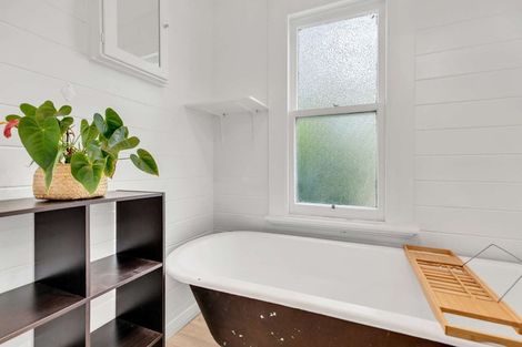 Photo of property in 83 Alma Road, Gonville, Whanganui, 4501