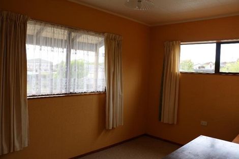 Photo of property in 52 Saint James Street, Richmond Heights, Taupo, 3330