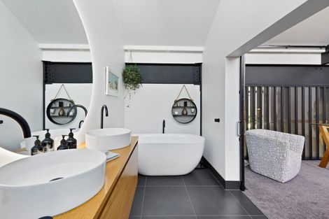 Photo of property in 9a Waghorne Street, Ahuriri, Napier, 4110