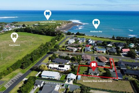 Photo of property in 8 Pohutukawa Drive, Opunake, 4616