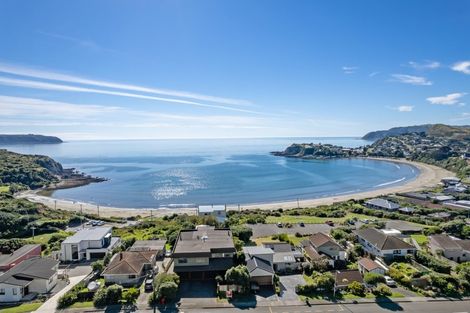 Photo of property in 44 Tireti Road, Titahi Bay, Porirua, 5022