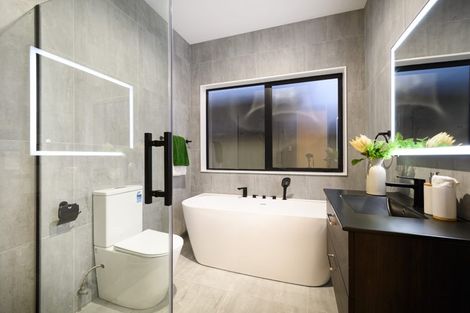 Photo of property in 15 Croatia Avenue, Huapai, Kumeu, 0810