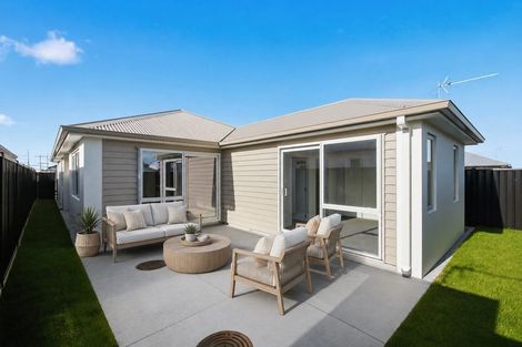 Photo of property in 6 Rockefeller Street, Papamoa, 3118