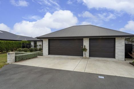 Photo of property in 67 Willowside Place, Amberley, 7410