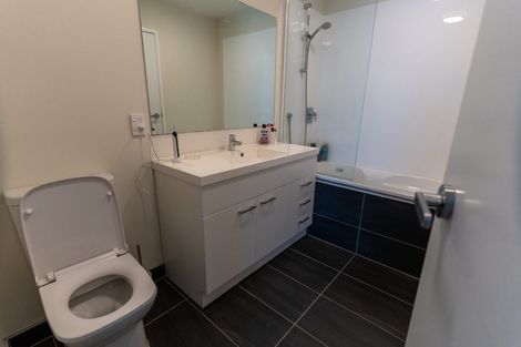 Photo of property in 11 Stitchbird Crescent, Papakura, 2110