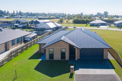 Photo of property in 4 Whiteoak Grove, Tinwald, Ashburton, 7700