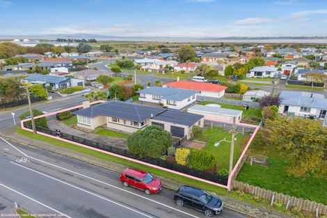 Photo of property in 1 Braemar Street, Kew, Invercargill, 9812