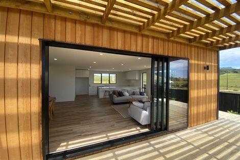 Photo of property in 79 Omahina Street, Raglan, 3225