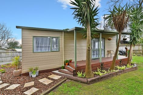 Photo of property in 10b Lane Road, Weymouth, Auckland, 2103