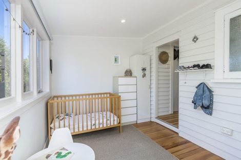 Photo of property in 1/10 Coronation Street, Belmont, Auckland, 0622