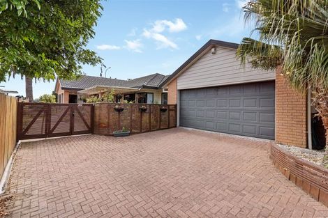 Photo of property in 11 Sheriff Place, Randwick Park, Auckland, 2105