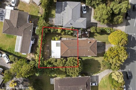 Photo of property in 2/30 Diana Drive, Glenfield, Auckland, 0627