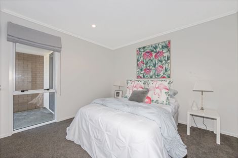 Photo of property in 162 Wainui Road, Silverdale, 0932