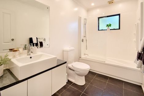 Photo of property in 22 Domanski Crescent, Owhiro Bay, Wellington, 6023