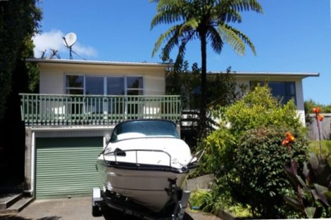 Photo of property in 3 Adele Lane, Paraparaumu, 5032