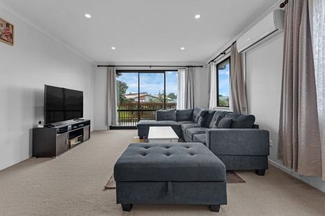 Photo of property in 2/65e Metcalfe Road, Ranui, Auckland, 0612