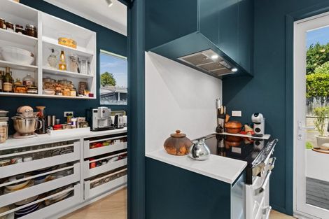 Photo of property in 65 Mchardy Street, Havelock North, 4130