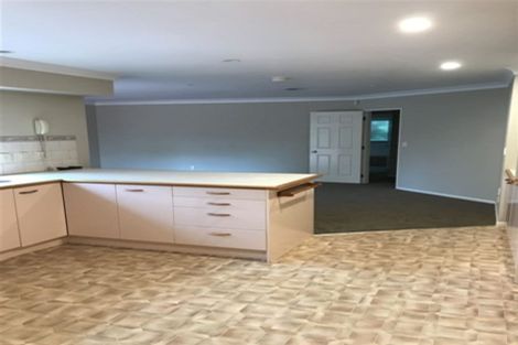 Photo of property in 40 Tralee Terrace, Dannemora, Auckland, 2016