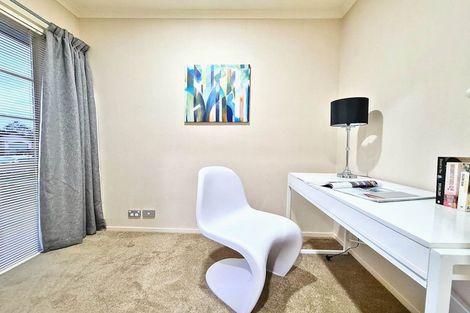 Photo of property in 12 Ironstone Place, Randwick Park, Auckland, 2105