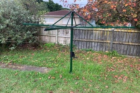 Photo of property in 1/29 Camelot Place, Glenfield, Auckland, 0629