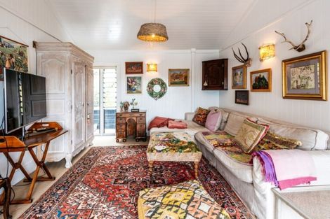 Photo of property in 1 Margaret Reeve Lane, Waiheke Island, 1971