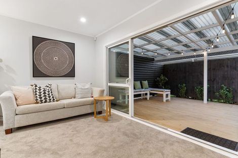 Photo of property in 2/18 Gray Avenue, Mangere East, Auckland, 2024