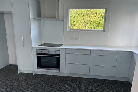Photo of property in 1 Denholm Road, Hospital Hill, Napier, 4110