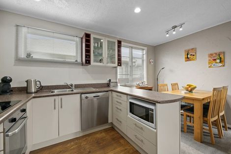 Photo of property in 7 Kowhai Avenue, Ebdentown, Upper Hutt, 5018