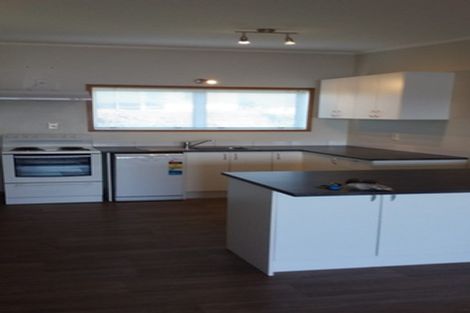 Photo of property in 2 The Promenade, Takapuna, Auckland, 0622