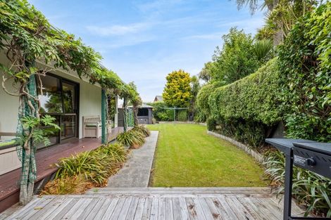 Photo of property in 11 Townshend Crescent, Halswell, Christchurch, 8025