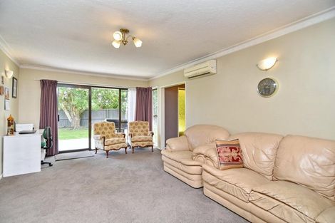 Photo of property in 12 Mayo Place, Belfast, Christchurch, 8051