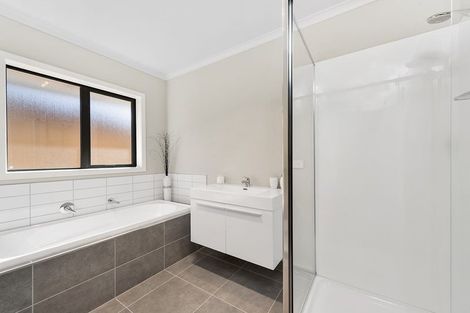 Photo of property in 12 Chalgrove Road, Huntington, Hamilton, 3210